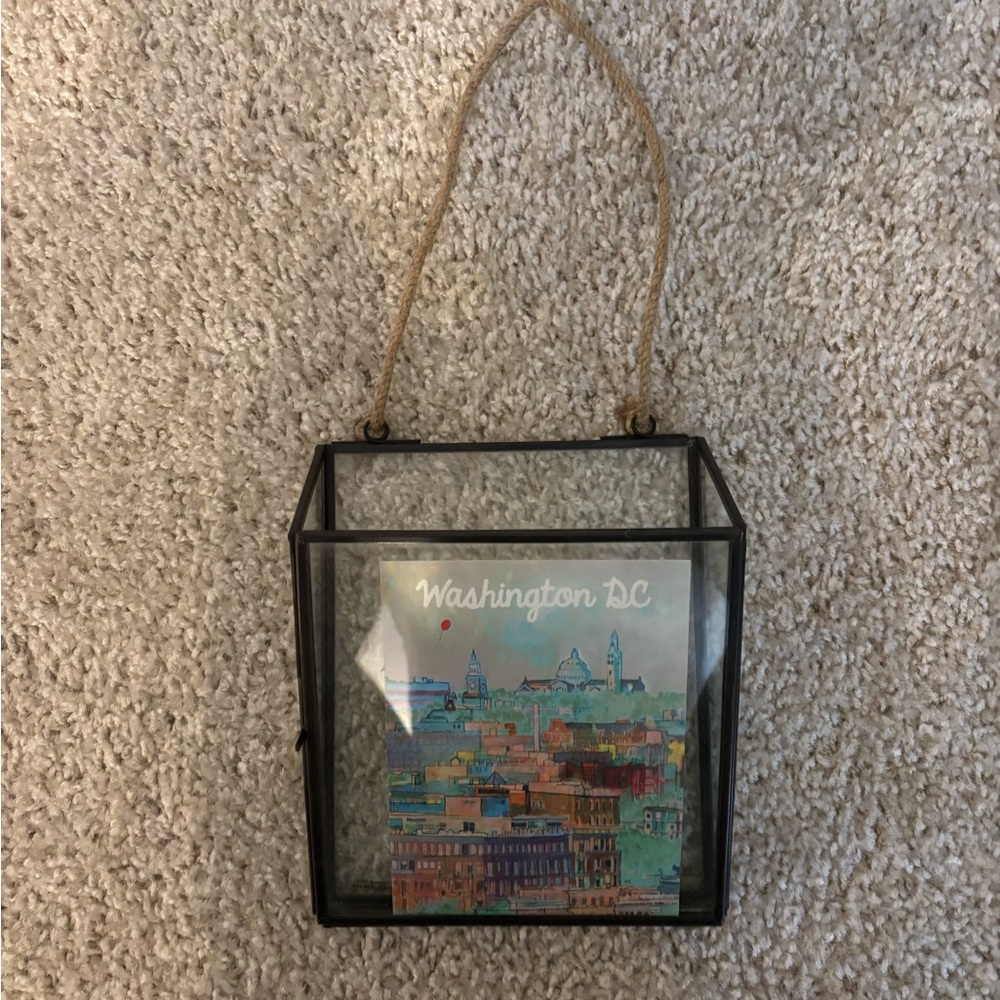 Anthropologie hanging frame